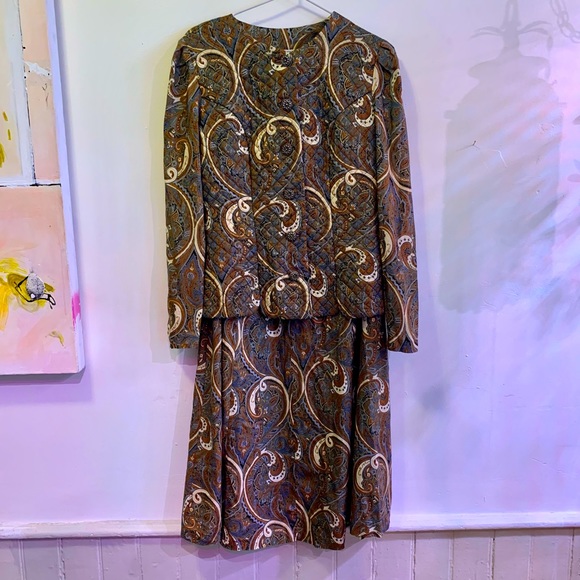 Vintage paisley suit/skirt set - Picture 1 of 14